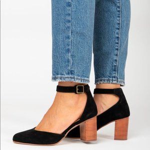 SOLUDOS Gemma Suede Ankle Strap Pump Heels 10